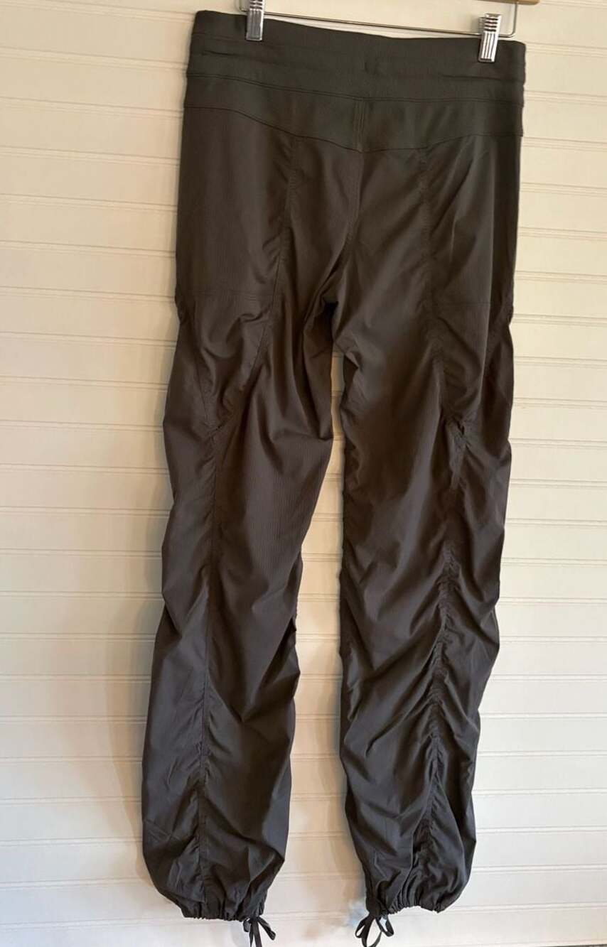 Lululemon Street to Studio Pant Ruched Gray Size 8 - Picture 2 of 5